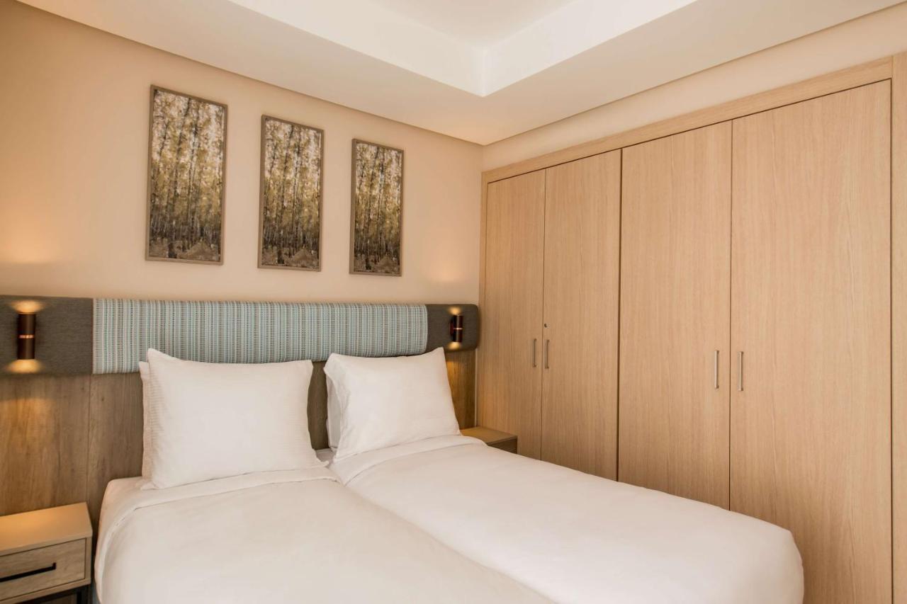 Radisson Blu Residences Эль-Хосейма Экстерьер фото